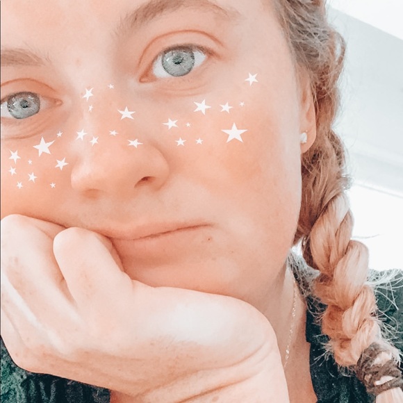 Meet your Posher, Kelsie - Picture 4 of 4